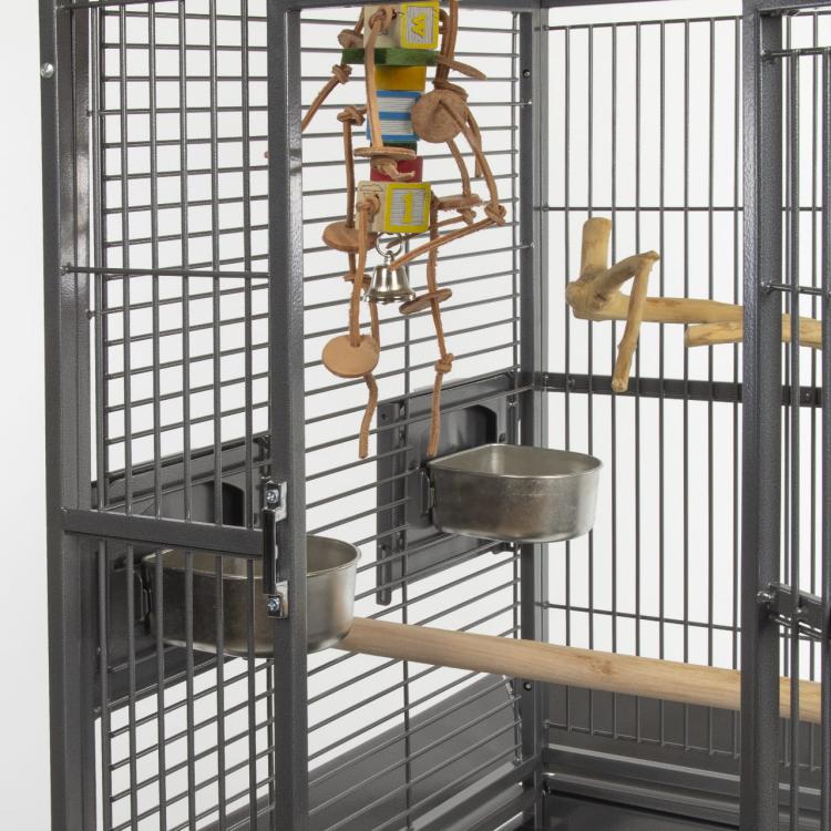 Finca-Dome-Antik-Montana-Cages-5.jpeg