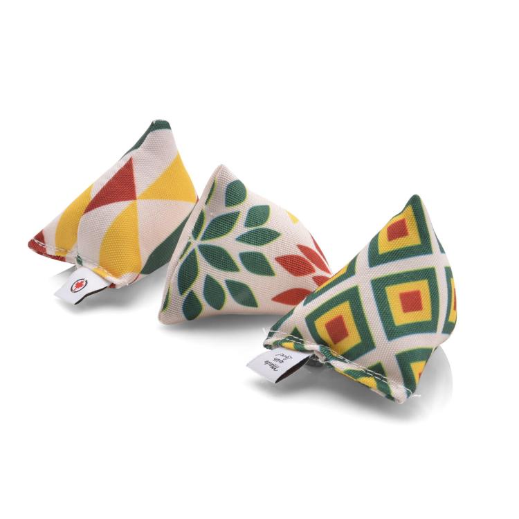 ZESTAW 3 Mini Poduszeczek PIRAMIDEK do Przytulania dla kota | Canadian Cat | REGGAE TOP | kocimiętka 15g od ParrotPlanet.pl