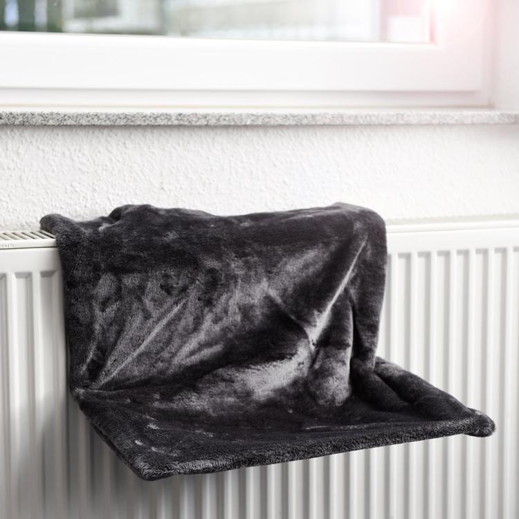C11201-Liegemulde-fuer-Katzen-schwarz-ca-45x26x31cm-Heizungs-Liege-2.jpeg