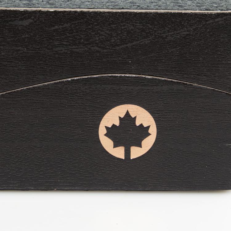 Scratch 2 w 1 | Drapak dla KOTA Canadian Cat | BLACK EDITION | CZARNY od ParrotPlanet.pl