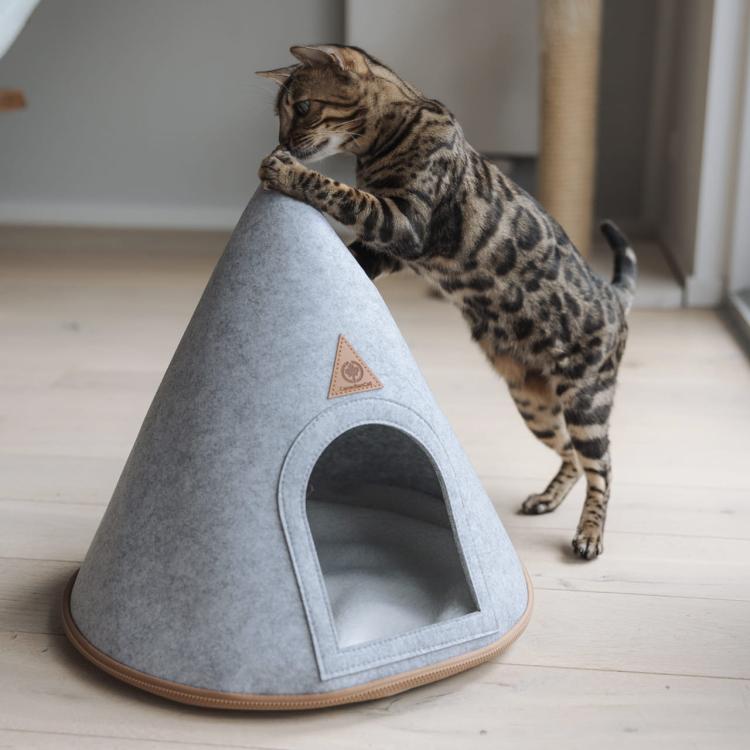 Cat Tipi | Filcowa kryjówka, jaskinia z poduszką | Canadian Cat | Jasno-Szary od ParrotPlanet