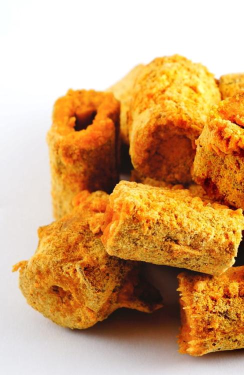 Chips de topinambour et carotte pour perruches - 60g, en-cas sain et savoureux  de ParrotPlanet.fr