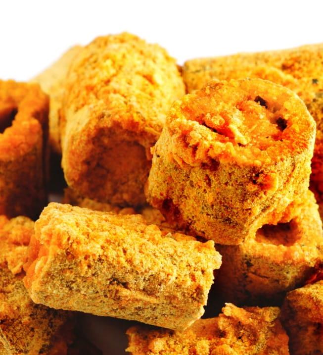 Chips de topinambour et carotte pour perruches - 60g, en-cas sain et savoureux  de ParrotPlanet.fr