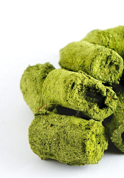Chips de Topinambour et Persil pour Perroquets - Snack Sain 60g de ParrotPlanet.fr