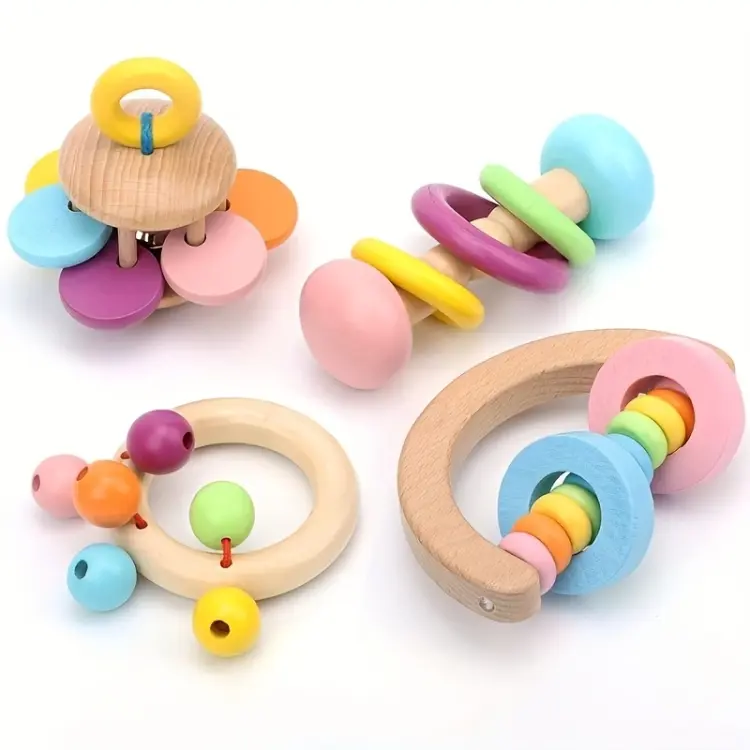 Ensemble de jouets en bois pour perroquets – 4 modèles d’entraînement à la préhension | ParrotPlanet.fr